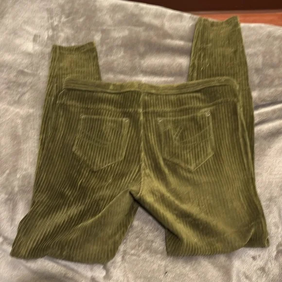 Olive green Hue stretchy leggings corduroy look size large - Picture 3 of 4